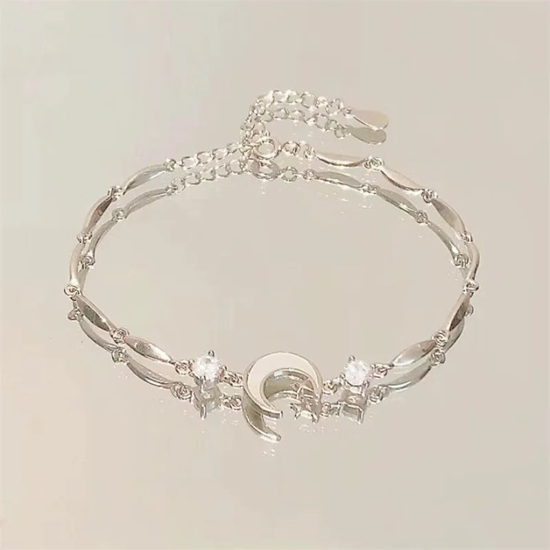 Elegant Crystal Flowers Bracelet